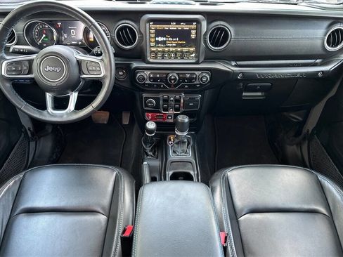 Used 2022 Jeep Wrangler Unlimited Rubicon 4xe w/ Cold Weather Group image 13