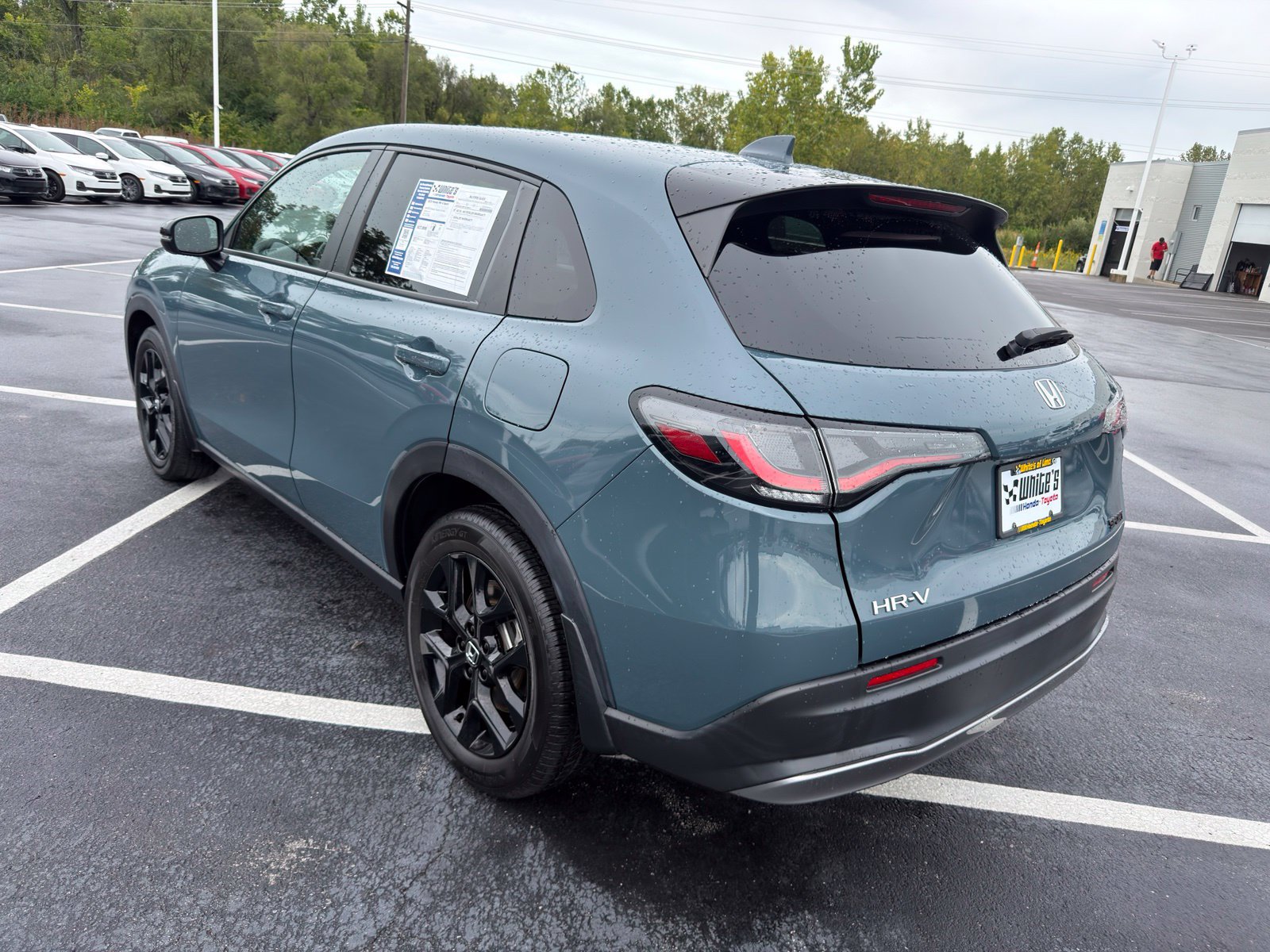Used 2025 Honda HR-V Sport image 4