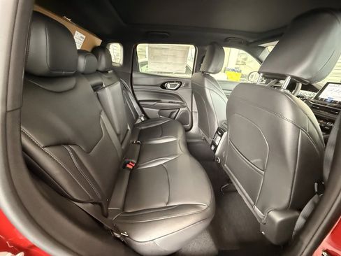 New 2026 Jeep Compass Limited w/ Sun, Sound & Navigation Group image 9