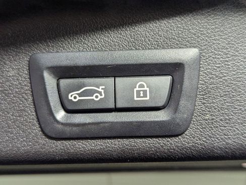 Used 2019 BMW X5 xDrive40i w/ Convenience Package image 21