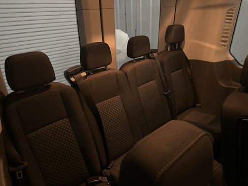 Used 2020 Ford Transit 350 XLT image 23