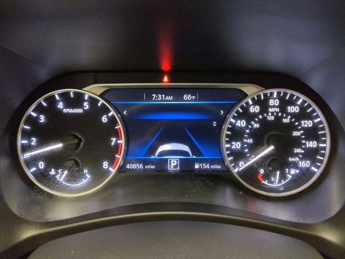 Used 2022 Nissan Sentra SV w/ Trunk Package FWD image 23
