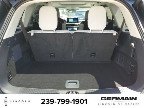 New 2026 Lincoln Aviator AWD image 22