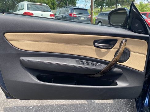 Used 2012 BMW 135i Convertible w/ Premium Pkg RWD image 19