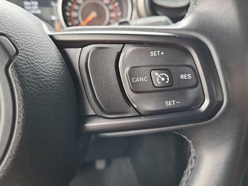 Used 2018 Jeep Wrangler Unlimited Sport S image 22