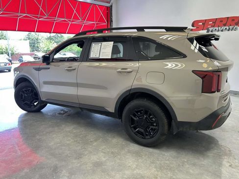 Used 2025 Kia Sorento SX Prestige AWD/4WD image 6