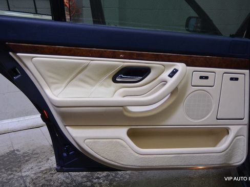 Used 2001 BMW 740iL RWD image 13