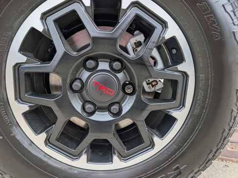 New 2026 Toyota Tacoma TRD Off-Road image 6