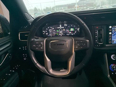 Used 2022 GMC Yukon Denali AWD/4WD image 12