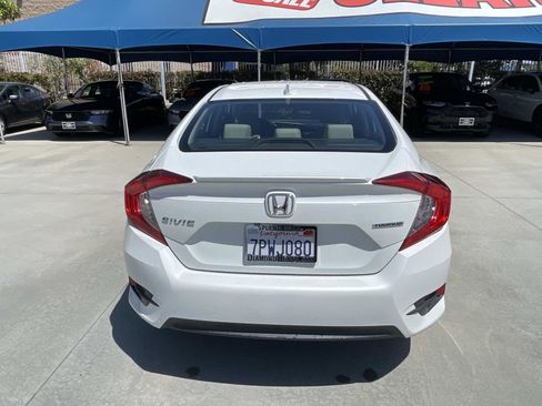 Used 2016 Honda Civic Touring image 27