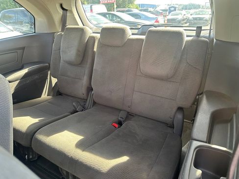 Used 2013 Honda Odyssey EX image 16