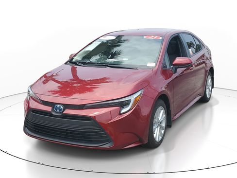 Certified 2023 Toyota Corolla LE w/ LE Convenience Package FWD image 3