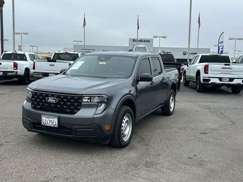 Certified 2025 Ford Maverick XL w/ Equipment Group 102A image 8