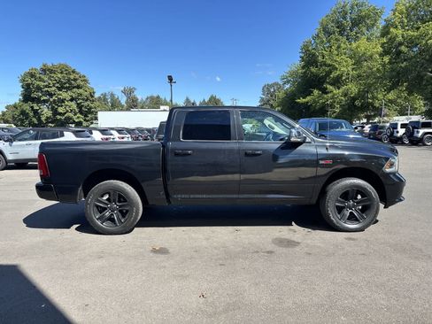 Used 2018 RAM 1500 Sport w/ Convenience Group AWD/4WD image 5