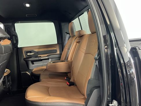 Used 2024 RAM 2500 Limited image 27