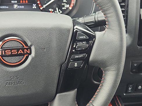 Used 2023 Nissan Frontier PRO-4X w/ Pro Convenience Package image 16