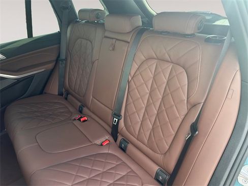 New 2026 BMW X5 xDrive40i image 13