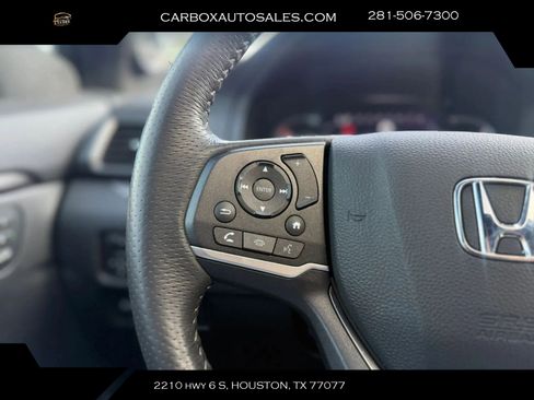Used 2025 Honda Passport EX-L image 14