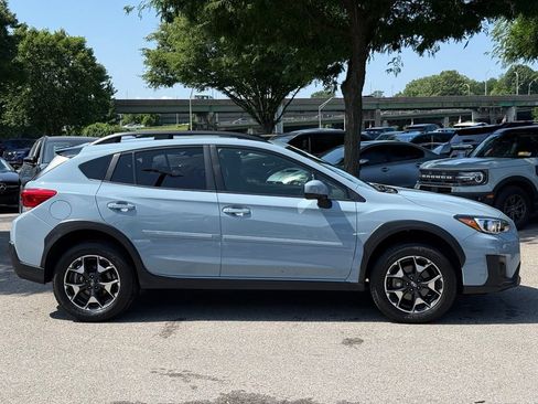 Used 2020 Subaru Crosstrek 2.0i Premium w/ Moonroof Package 2 AWD/4WD image 11