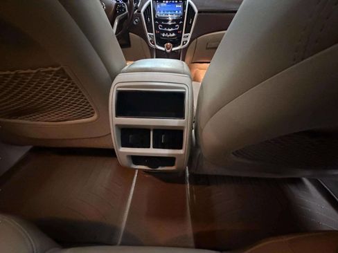 Used 2015 Cadillac SRX Luxury w/ Driver Awareness Package image 28