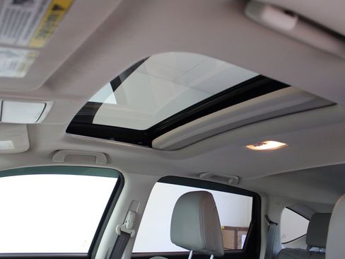 Used 2015 Honda CR-V Touring image 28