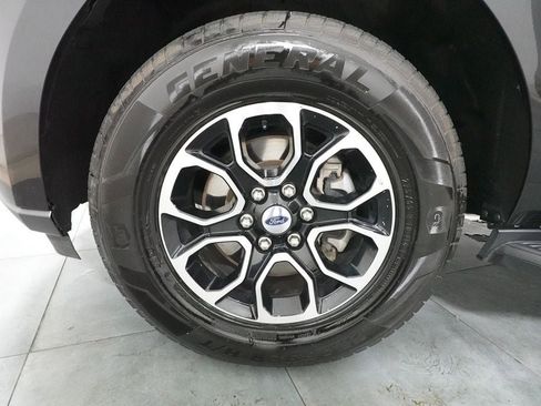 Certified 2024 Ford Expedition XLT AWD/4WD image 34
