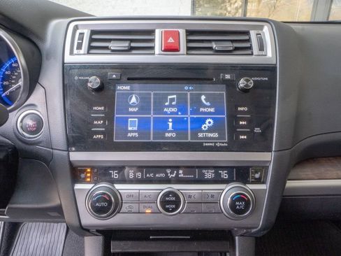 Used 2016 Subaru Outback 3.6R Limited AWD/4WD image 11