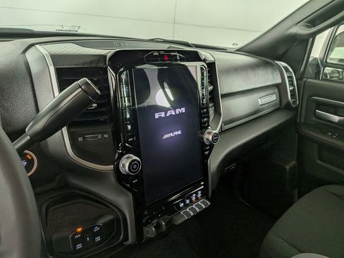 Certified 2025 RAM 2500 Big Horn image 25