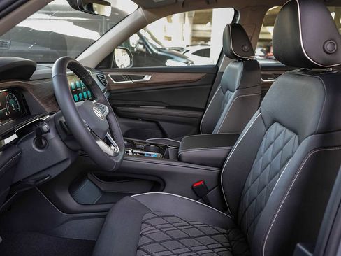 New 2026 Volkswagen Atlas SEL Premium R-Line AWD/4WD image 19