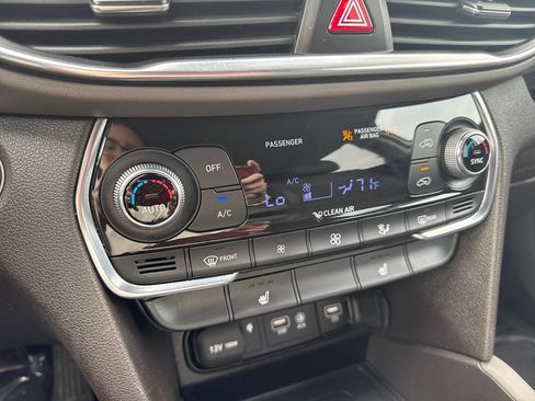 Used 2020 Hyundai Santa Fe SEL w/ Convenience Package AWD/4WD image 26