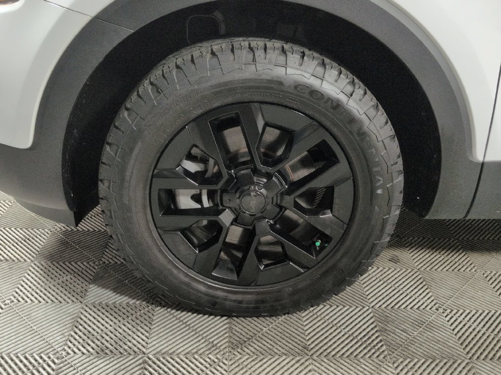 Used 2025 Kia Telluride AWD image 13