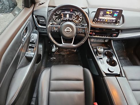 Certified 2023 Nissan Rogue SV w/ SV Premium Package image 11