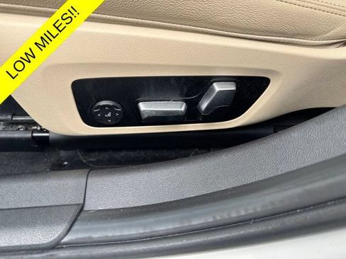 Used 2022 BMW 330i xDrive Sedan w/ Driving Assistance Package AWD/4WD image 10