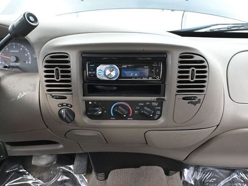 Used 2003 Ford F150 XLT image 30