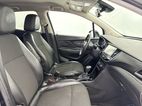 Used 2019 Buick Encore Preferred image 30