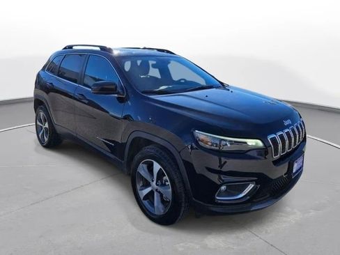 Used 2022 Jeep Cherokee Limited image 4