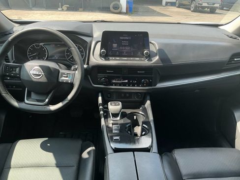 Used 2026 Nissan Rogue SV w/ SV Premium Package FWD image 20