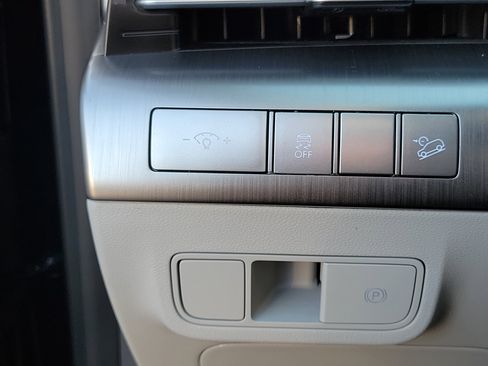 Certified 2026 Hyundai Kona SEL Sport FWD image 12