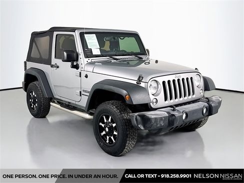 Used 2017 Jeep Wrangler Sport image 3