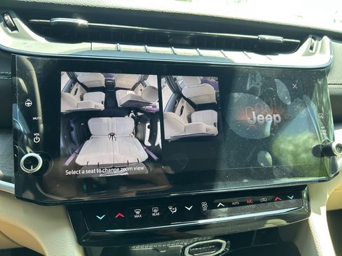 New 2026 Jeep Grand Cherokee L Limited RWD image 28