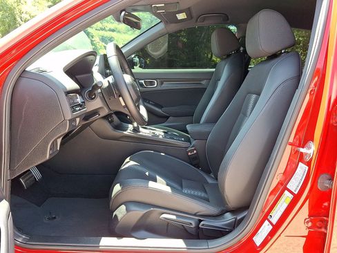 Used 2024 Honda Civic Sport image 11