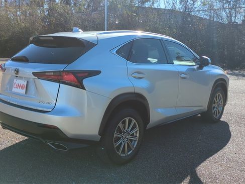 Used 2018 Lexus NX 300 FWD image 5