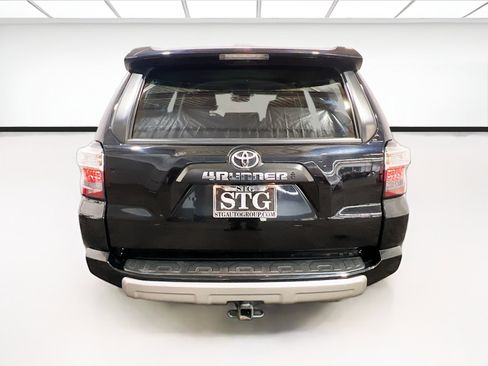 Used 2022 Toyota 4Runner TRD Off-Road AWD/4WD image 5