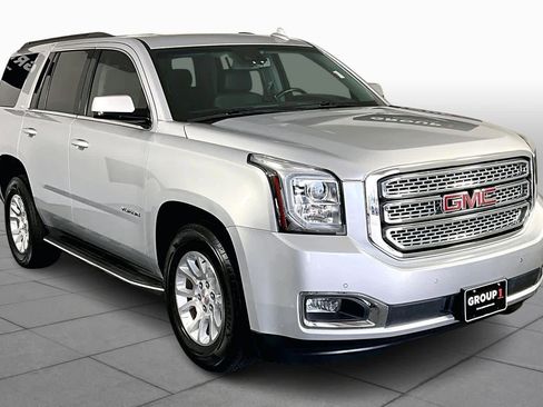 Used 2018 GMC Yukon SLT w/ Open Road Package image 3