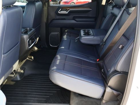 Used 2022 Chevrolet Silverado 1500 High Country image 25