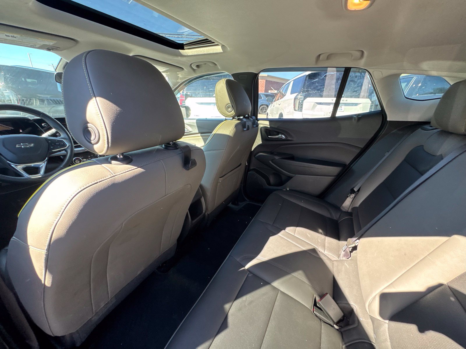 Used 2024 Chevrolet Trax ACTIV w/ Sunroof Package FWD image 26