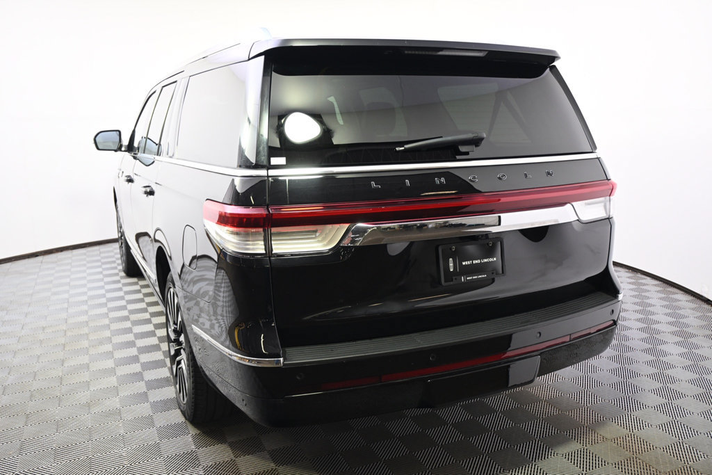Certified 2022 Lincoln Navigator L Black Label AWD/4WD image 4