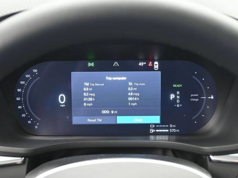 New 2026 Volvo XC60 T8 Ultra w/ Climate Package AWD/4WD image 9