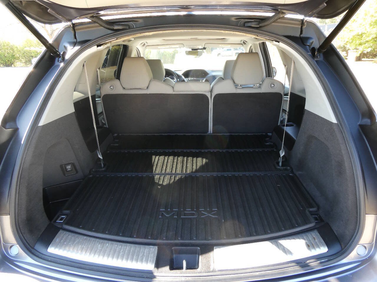 Used 2018 Acura MDX SH-AWD image 30