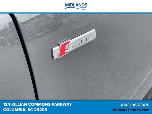 Used 2025 Audi Q3 2.0T Premium AWD/4WD image 8